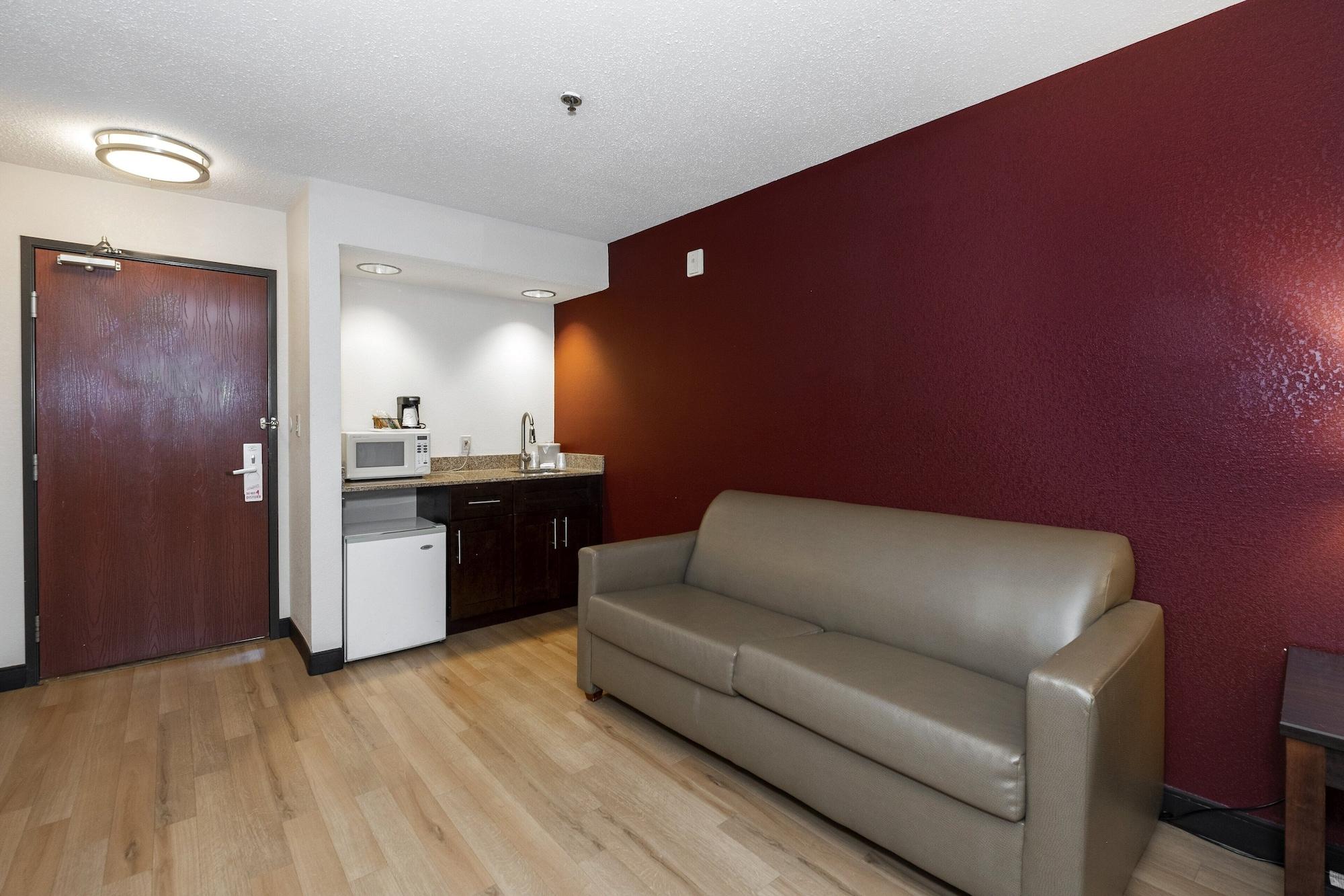 Red Roof Inn & Suites Dover Downtown Eksteriør billede